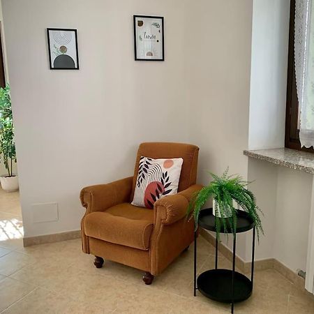 Appartamento Indipendente A Mirafiori Sud Turin Bagian luar foto