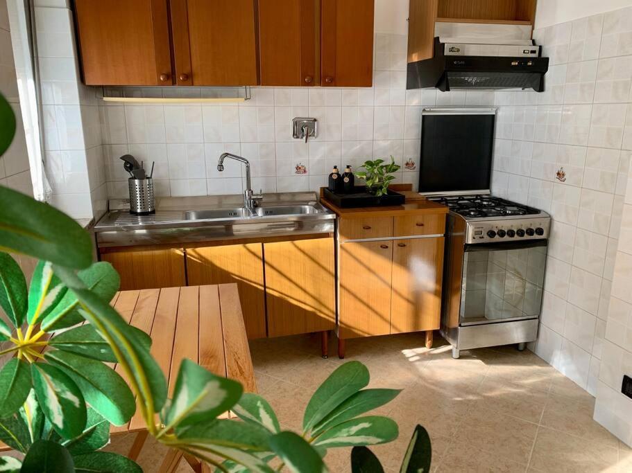 Appartamento Indipendente A Mirafiori Sud Turin Bagian luar foto